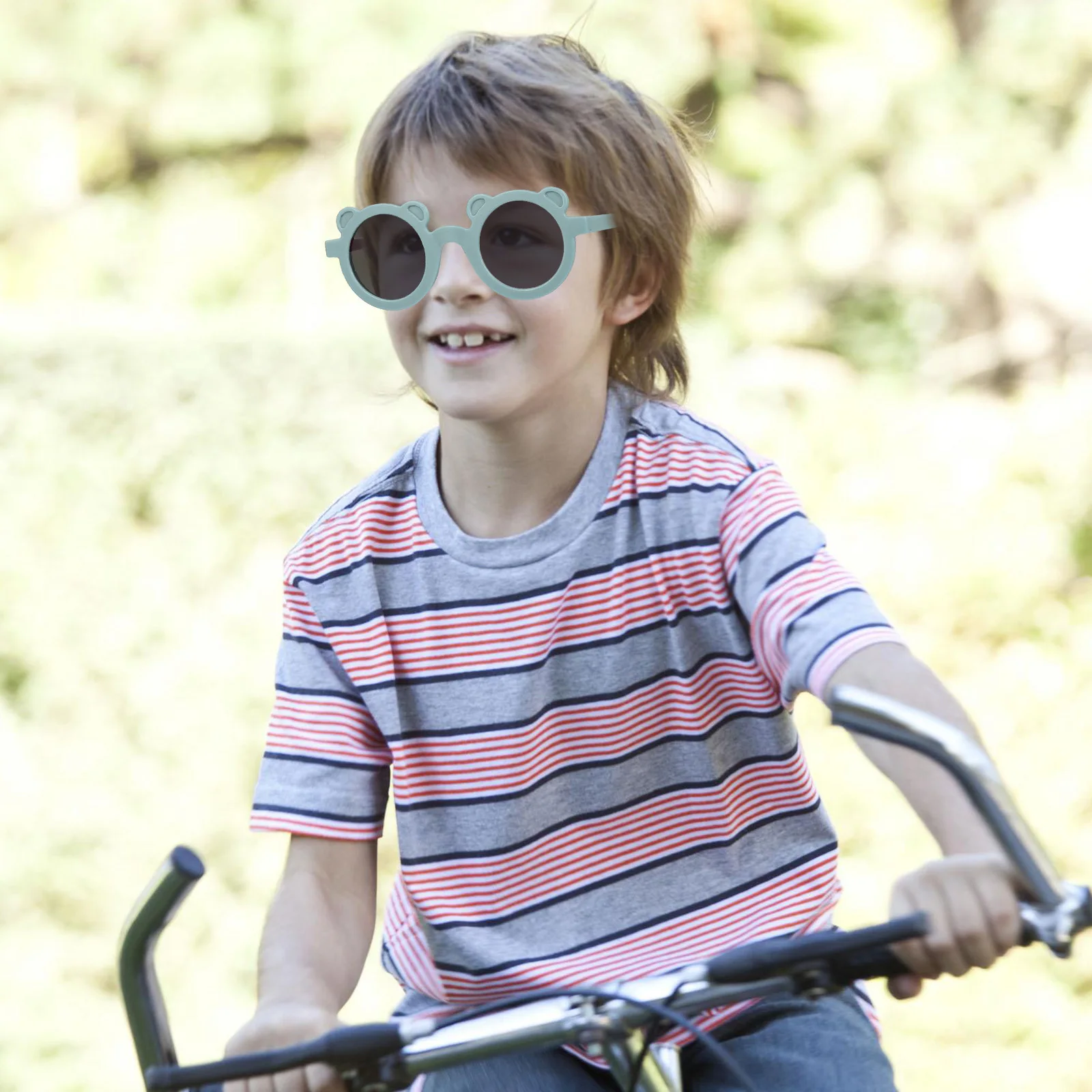 

2Pcs Kids Children Sunglasses Durable Creative Lovely Cartoon Party Glasses Photo Prop Eyewear for Outdoor Travel