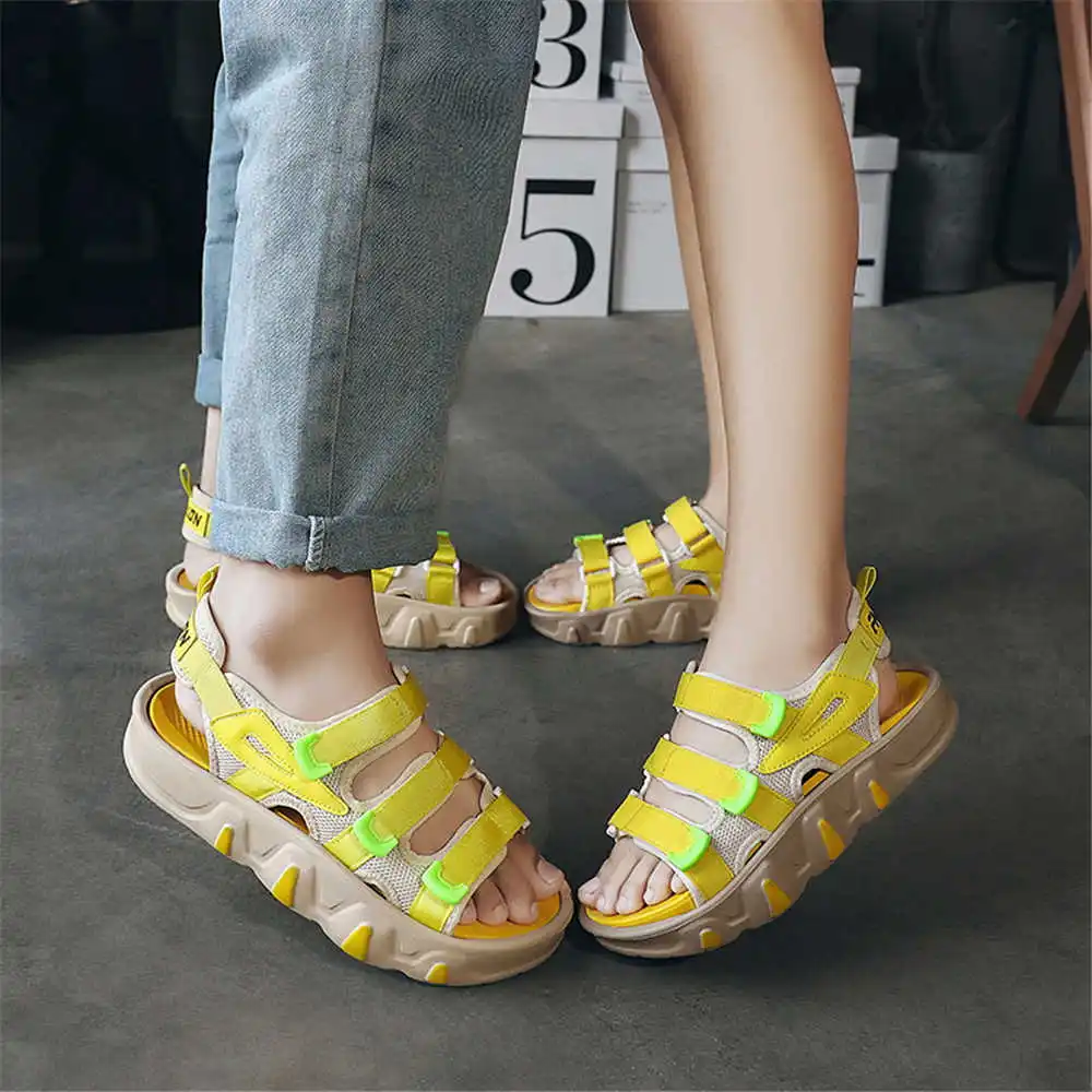 

Черные сандалии на рост, размер 44, вулканизированные мужские кроссовки, шлепанцы для лета, мужские спортивные Sapatenos, новогодние