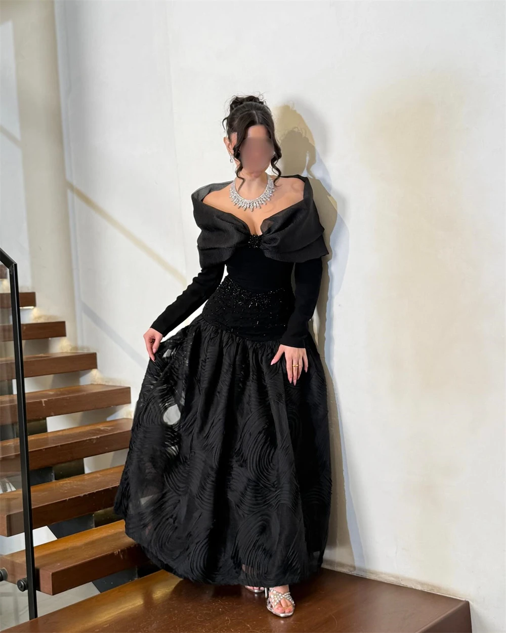 

Customized Simple Black Organza Evening Dress Formal Boat Neck Off the Shoulder Party Dress Soft A-Line Beading Cocktail Dresses