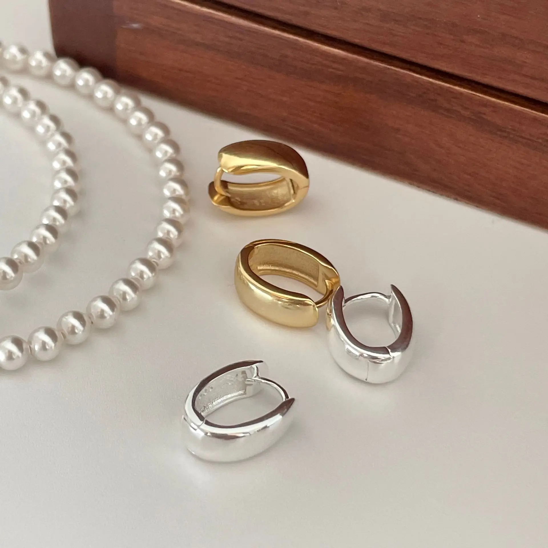 18K Gold Minimalist Authentic 925 Sterling silver Heavy Industry Oval Ear-Bone Piercing Hoop Huggie Earrings Jewelry C-C968