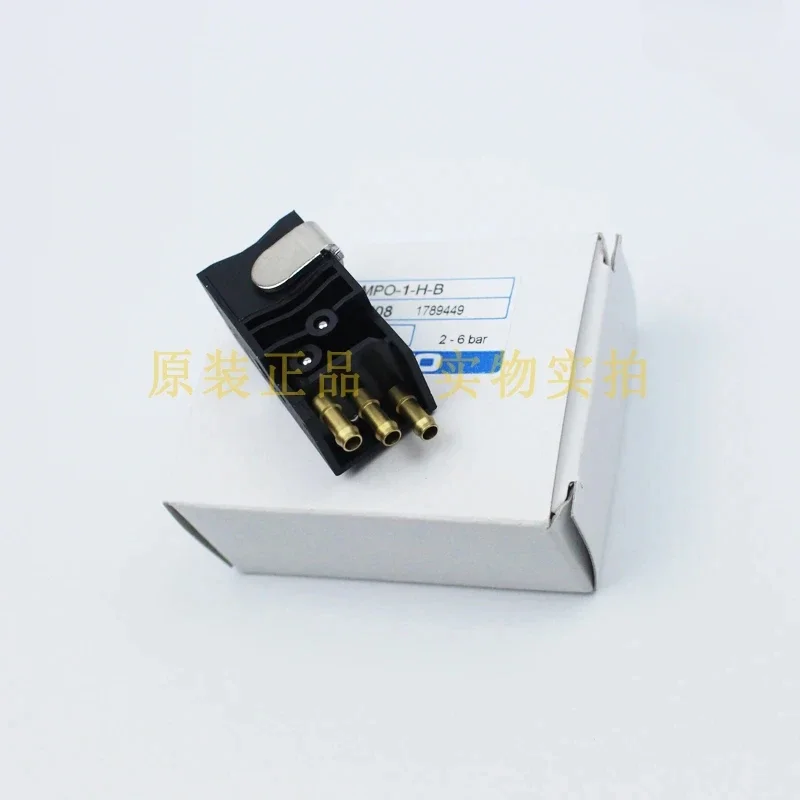 Proximity switch SMPO-1-HB 31008 SMPO-8E 178563 original and authentic