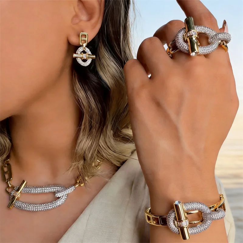 

Fashion Designer 18k Gold Plated Copper Jewelry Set with Zircon Buckle Chain Necklace Bracelet Ring Earrings - Women's Party Acc