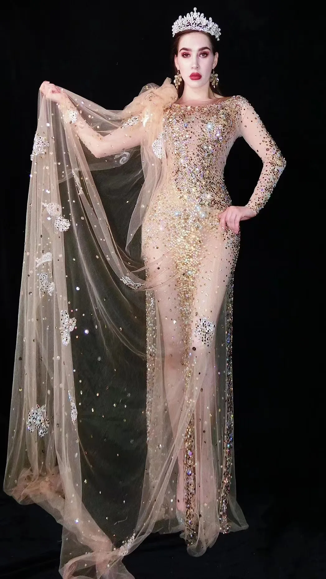 女性用セクシーなシースルーメッシュイブニングロングドレス、クリスタルラインストーン装飾、結婚式、パーティー、ステージ衣装、女神、歌手向け