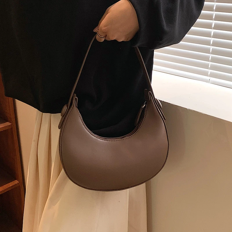 2022 Fashion Armpit Bags for Women Cute Half Crescent Bag Leather PU Purses and Handbags Designer Shoulder Bag Small Hand Bag