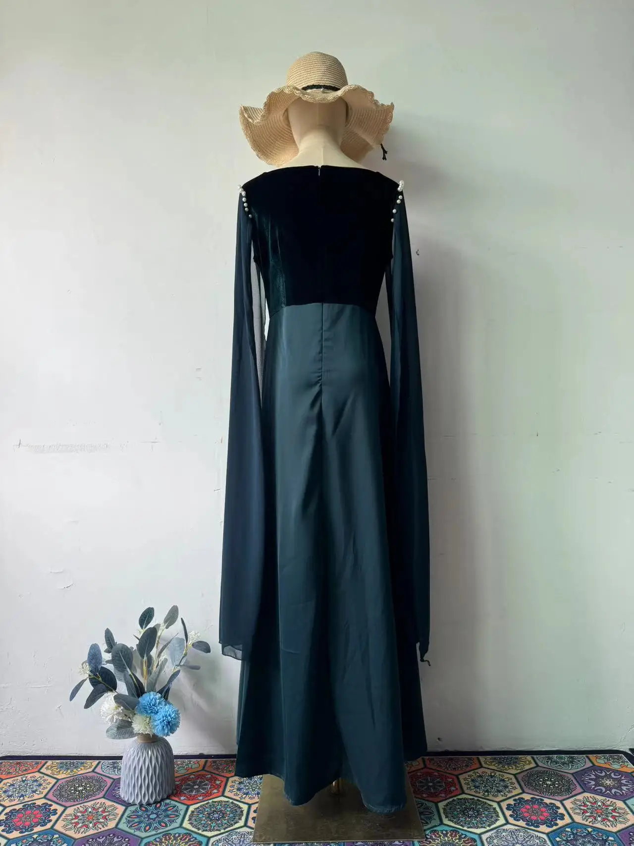 European and American Cross border 2025 New Fashion Satin Splicing Elegant Large Swing Sleeve Pearl Long Slimming Party Dress