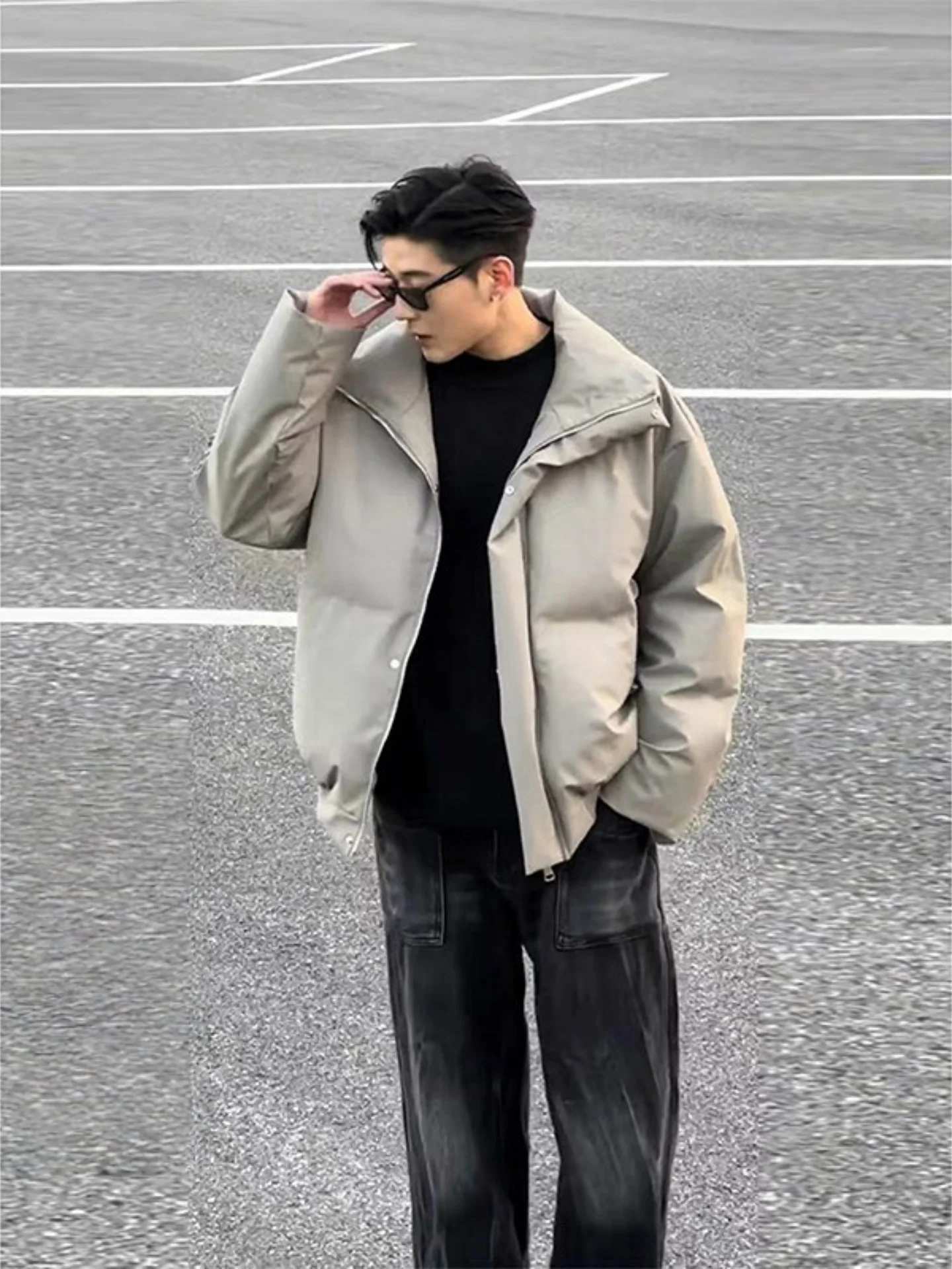 

Мужская утепленная куртка с флисовой подкладкой и воротником-стойкой, зимняя повседневная куртка из полиэфирного волокна, теплая и стильная.