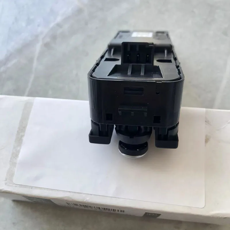 O Land Rover interruptor de puerta y ventana izquierda encontrado OEM LR112883