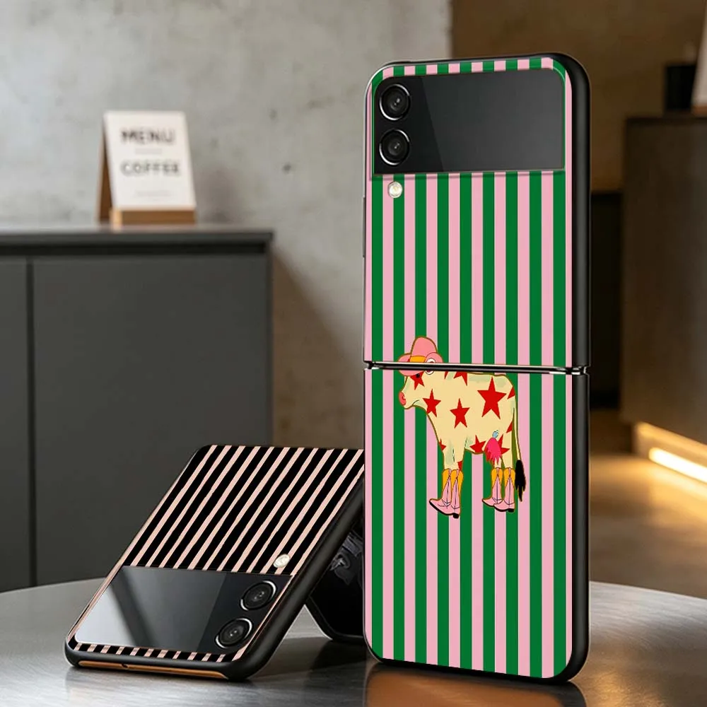 Cartoon Cow Star Hat Dog PC Foldable Hard Phone Case For Samsung Galaxy Z Flip 3 4 5 6 7 8 5G Non-slip Shockproof Black Shell