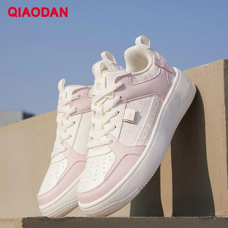 

QIAODAN Casual Pink Cashew Flower Shoes Women's 2024 Summer New Thick Soled Women's White Shoes Casual Sports Shoes XM26210525