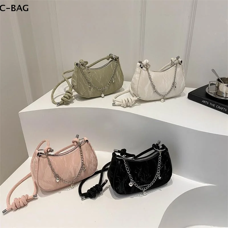 

Niche Underarm Bag Women's Fashion Trendy Chain Shoulder Crossbody Bag Versatile Commuting Bag Messenger Bags Girl Birthday Gift