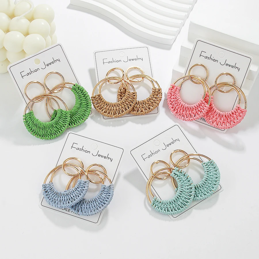 Handmade Geometric Raffia Earrings Bohemia Colorful Flower Round Drop Earring Rattan Knit Hanging Earring for Women Beach Summer