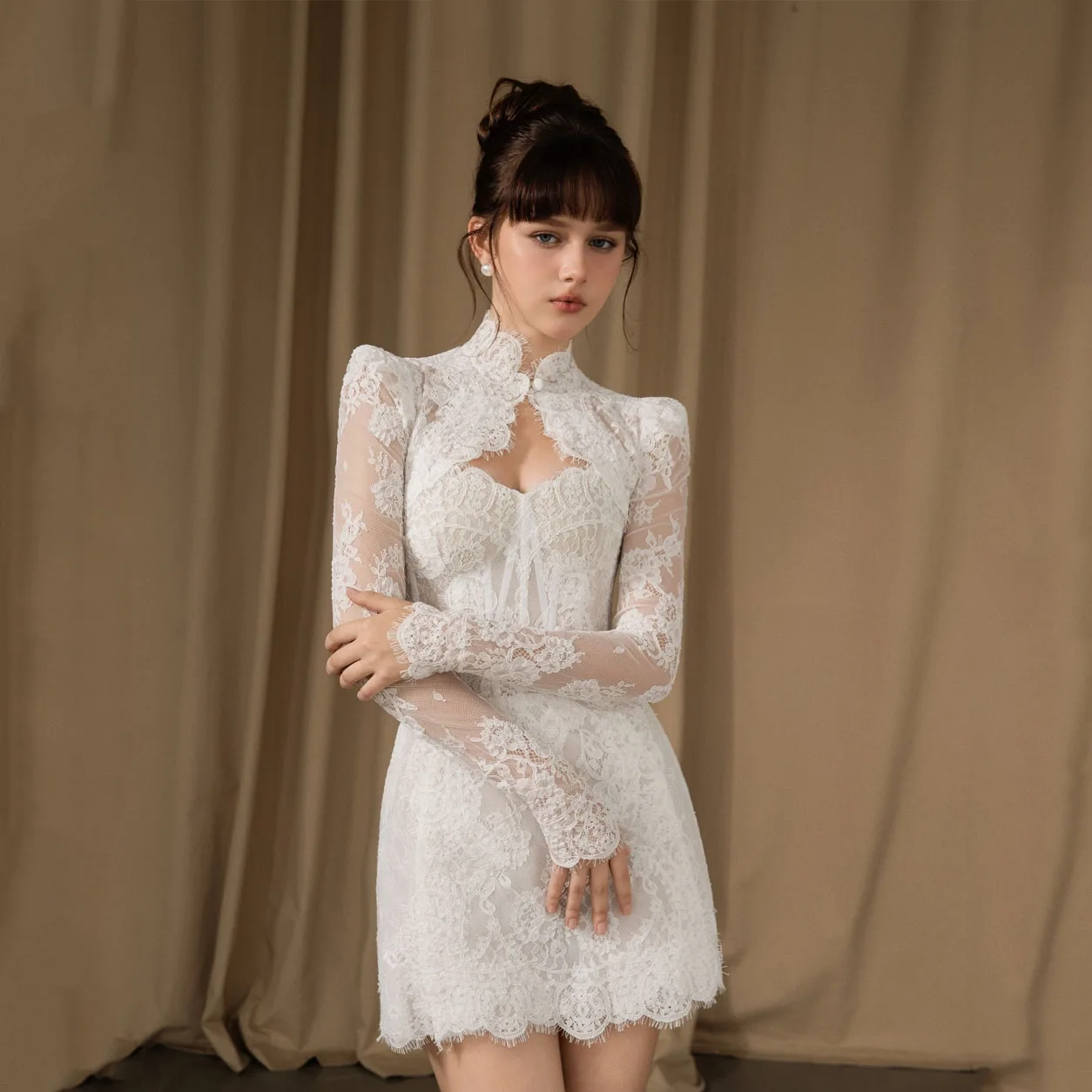 Short Wedding Dress 2026 Removable Long Sleeve Applique Bridal Gown Elegant Mini Reception Dress Vestidos De Novia Customized