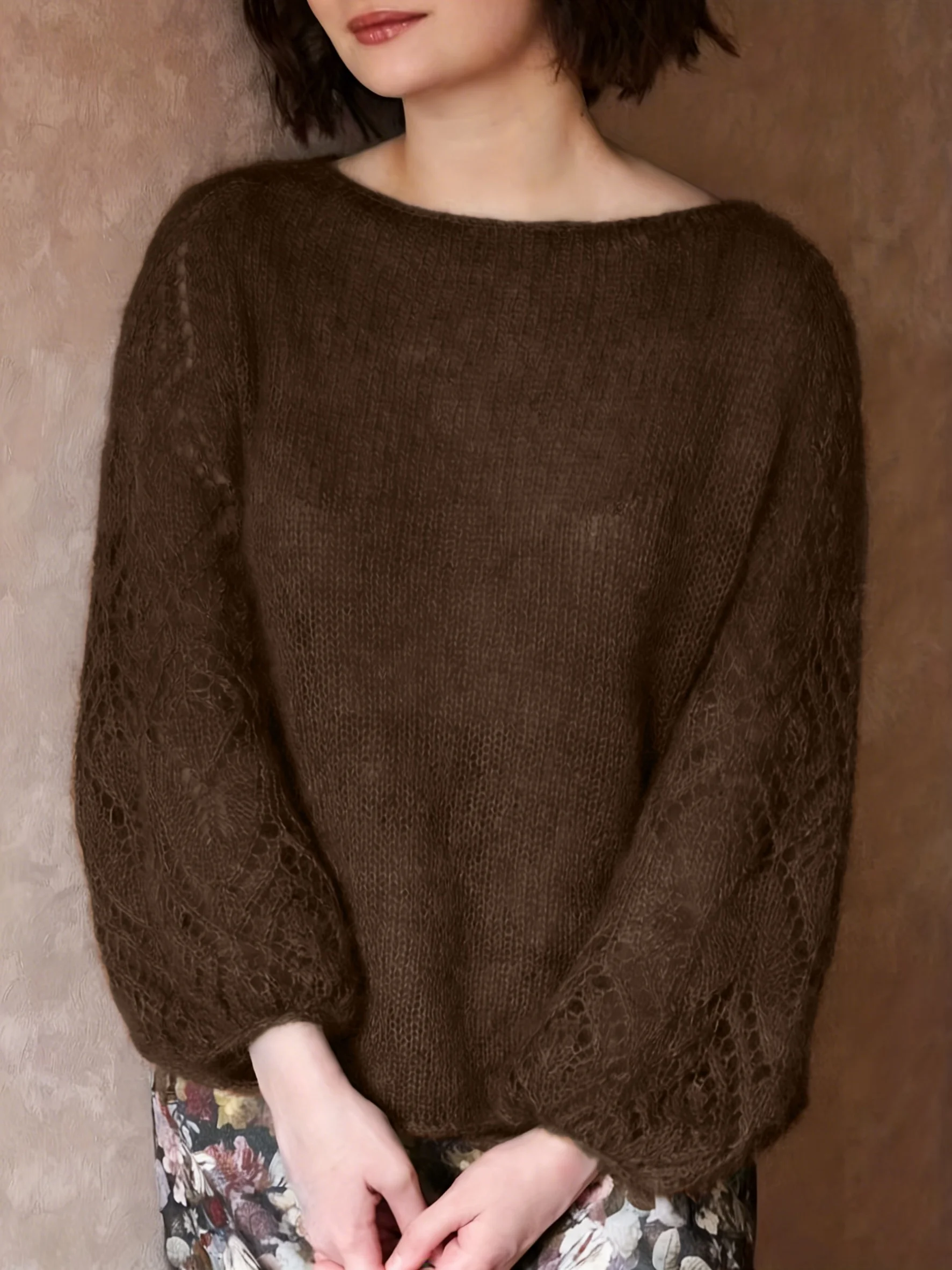 

Women's fashionable brown hollow out long sleeved round neck knitted pullover, elegant and gentle, spring and summer