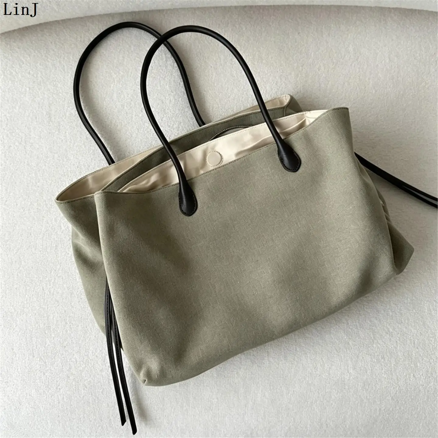 Women's Thickened Canvas Retro Hot Girl Tote Bag Large Capacity Single Shoulder Handbag Water Totter Bag Handheld Bag