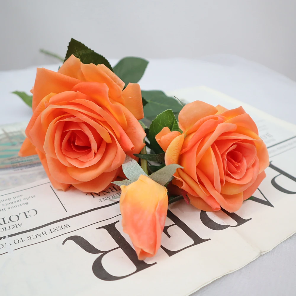 

5pcs Single Branch Simulated Moisturizing Rose Flower Valentine Vase Decor Home Accessories Artificial Decoration Plants