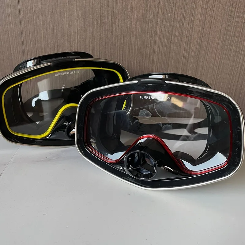 Anti-fog Diving Goggles, Large Field of View Silicone Diving Goggles, Face Mask, Pig Nose Drain Valve