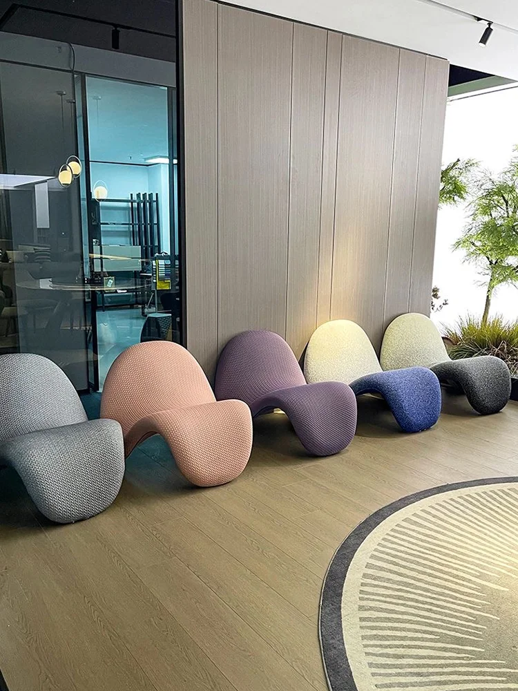 Silla de sofá Silla de lengua personalizada creativa individual de lujo ligera