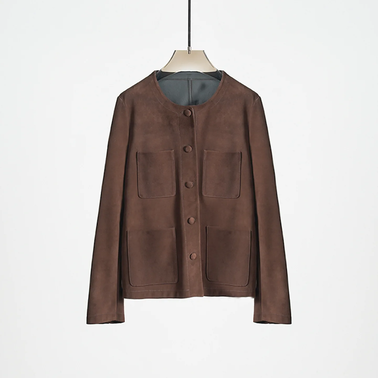 여성용 패셔너블한 네 개의 포켓이 있는 작업복 스타일 스웨이드 무광 양가죽 재킷