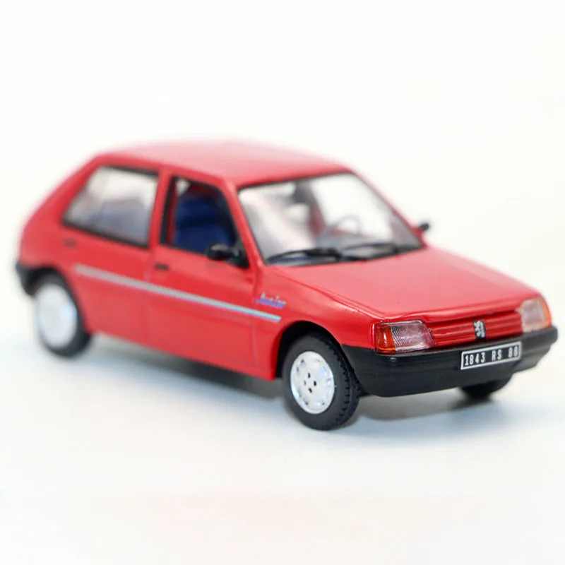 โมเดลรถเหล็ก Norev สเกล 1:43 รุ่น 205 จูเนียร์ ของสะสมสำหรับผู้ใหญ่ ของที่ระลึก ของขวัญ แบบตั้งโชว์