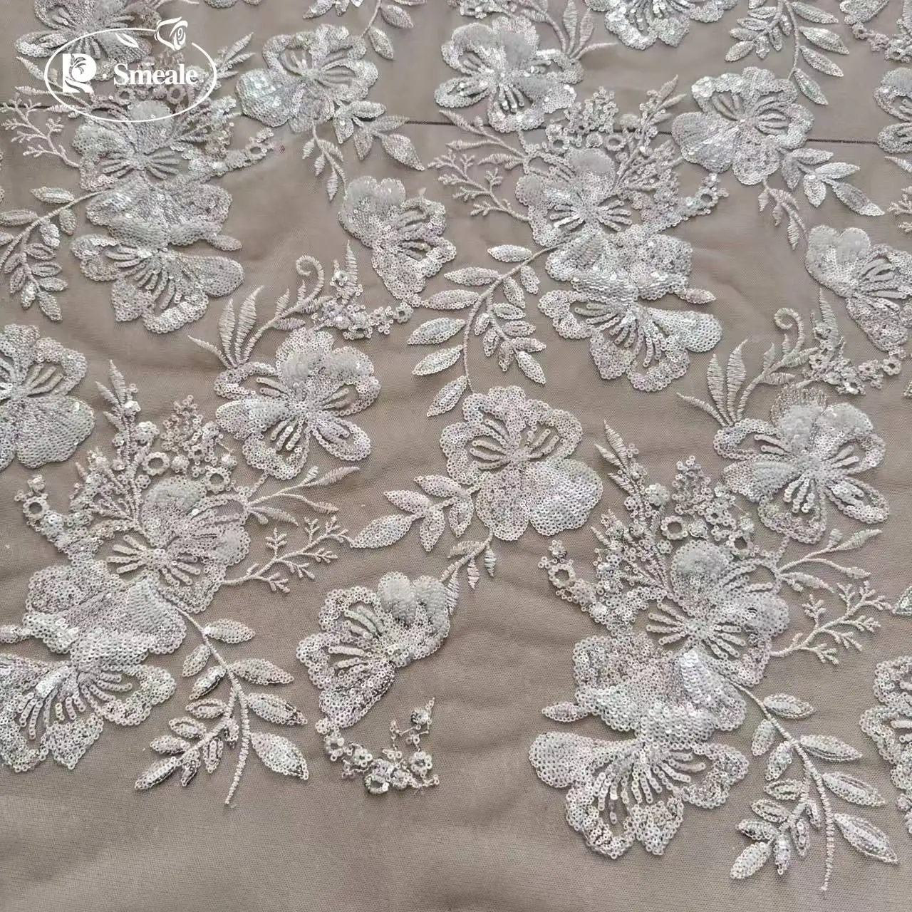 1 Meter. Neuer französischer Pailletten-Spitzenstoff, bestickte Blumenborte für Hochzeitskleider, DIY-Nähzubehör, Spitzenstoff als Meterware. – Detail 5