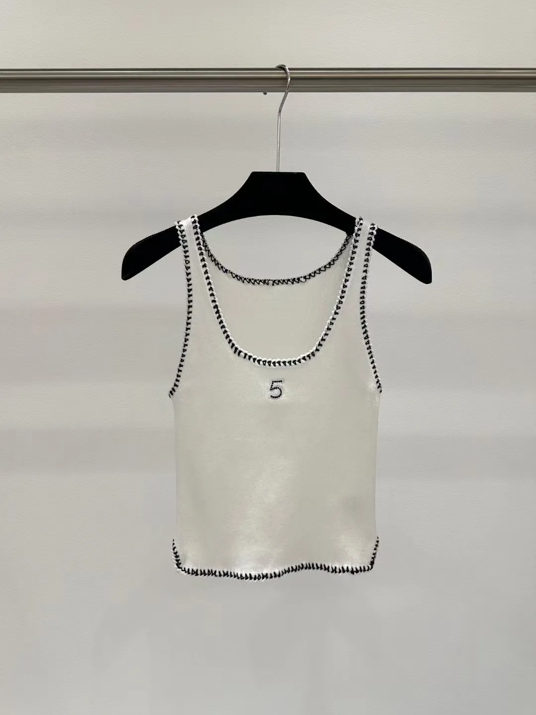 Knitted Sleeveless Vest for Women, High-end Custom, with Colored Rope, Braided, Edge, 2024