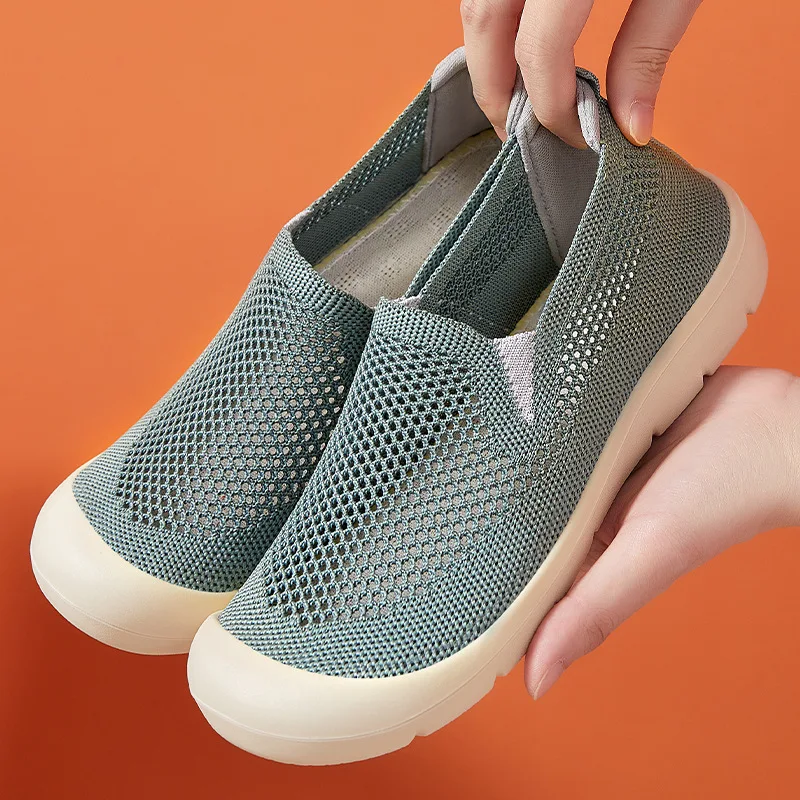 

Women's Spring New Fashionable Mesh Shoes Breathable Hollow Green Comfortable Casual Cloth Shoes Work Soft soled Shoes