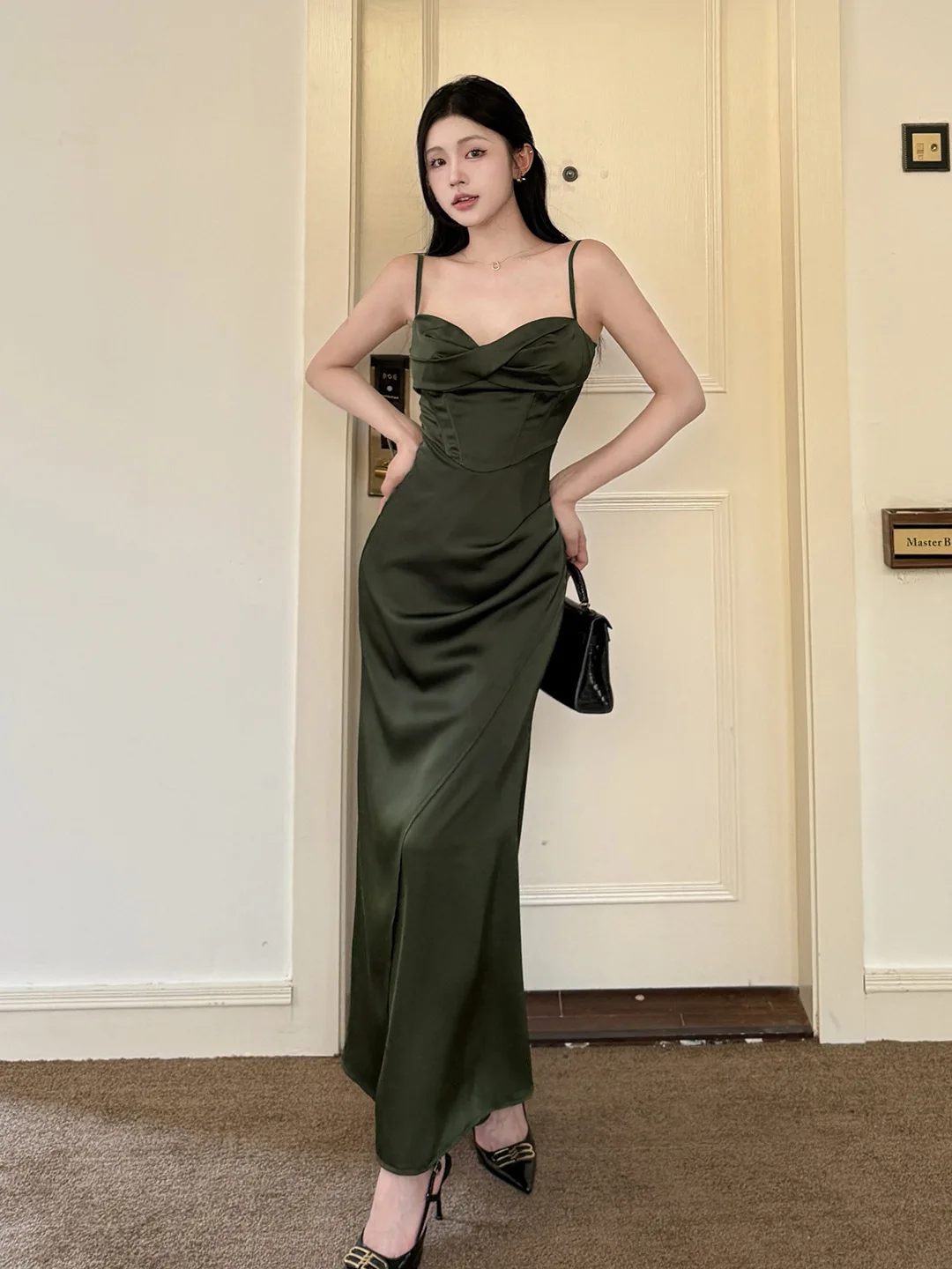 Frauen Sexy Spaghetti Strap Grün Abend Party Prom Club Neue Elegante Backless Split Satin Langes Kleid Paket Hüfte Meerjungfrau Rock