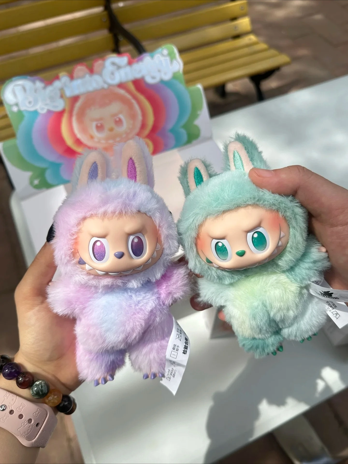 2025 Ledakan Besar Kualitas Tinggi Tiga Generasi Seri Wajah Vinil Liontin Gantungan Kunci Hadiah Kejutan Aneh