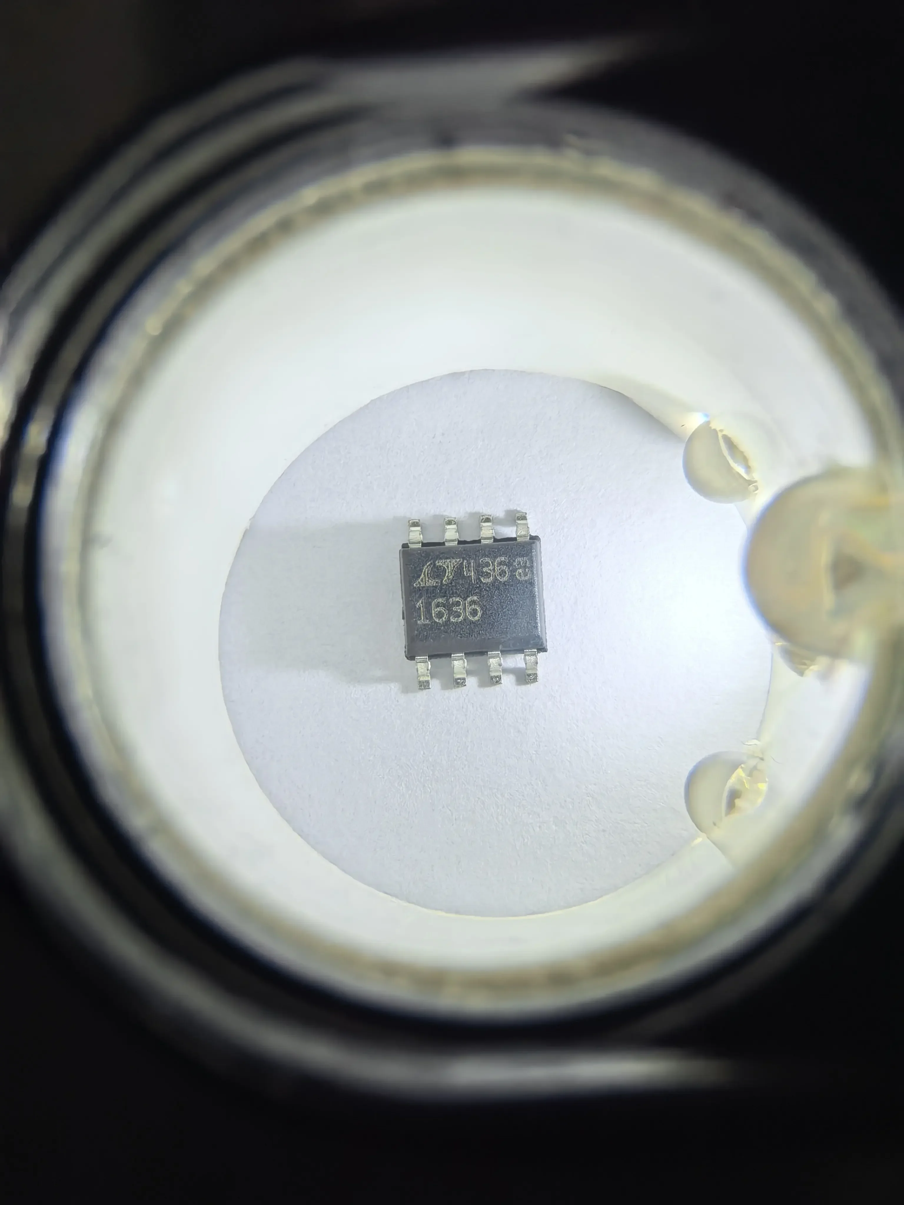 LT1636CS8 LT1636IS8 LT1636 - Over-The-Top Micropower Rail-to-Rail Input and Output Op Amp