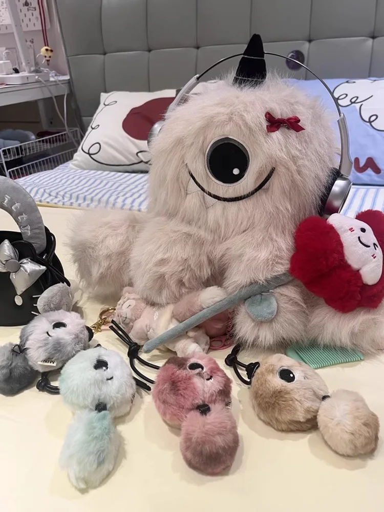 Emma Molly Momo gros oeil parfum elfe Mini peluche poupée voiture désodorisant sac charme décoration de la maison ornement multi scène cadeau