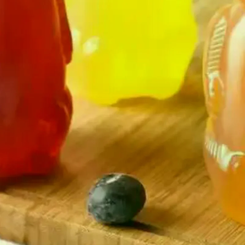 

Cartoon Honey Bear Straw Cup with Flexible Straws Leak-Proof Squeezable Cup Cute Squeezable Leak Resistant Cup For Babies