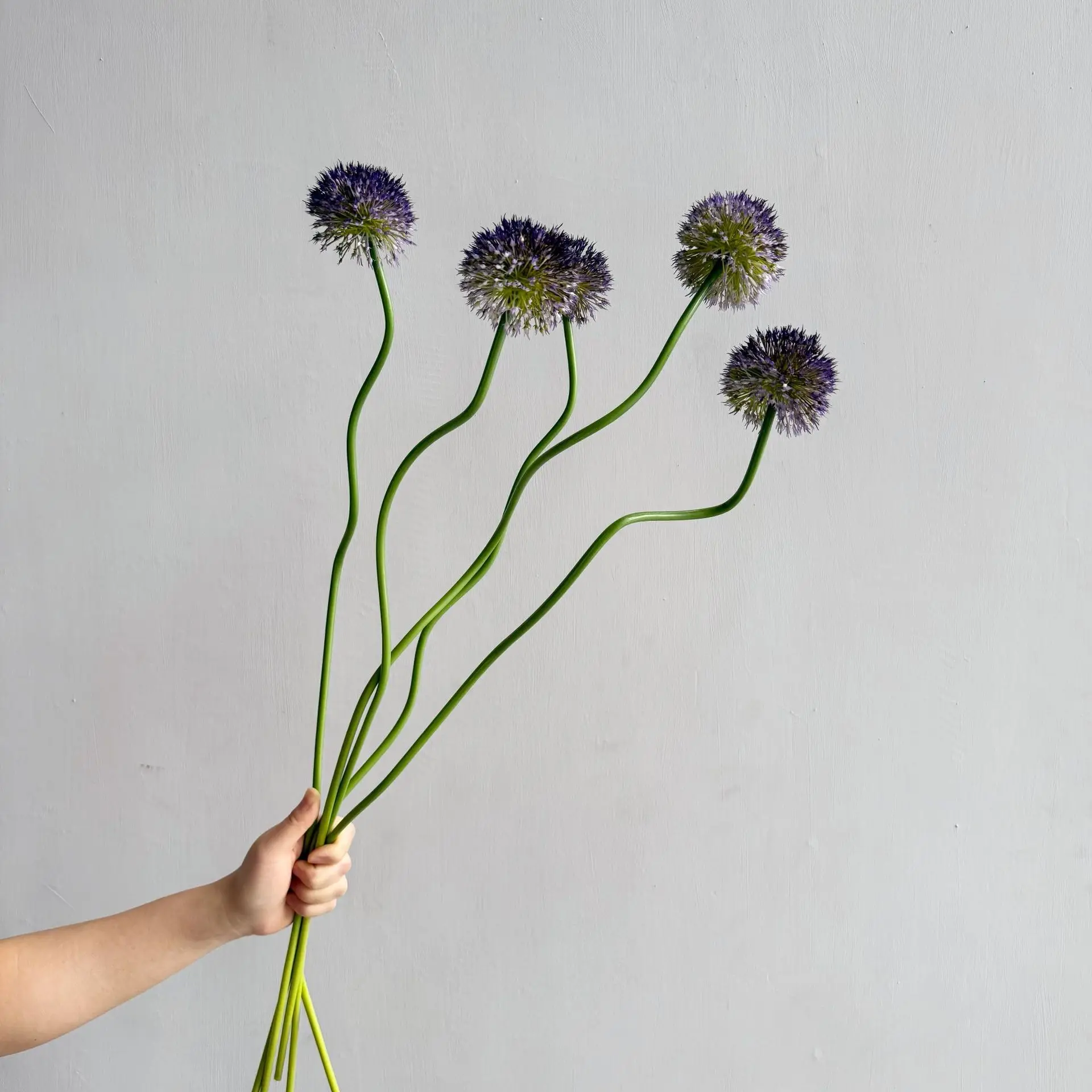 5-teiliges Set Künstliche Zwiebelblumen aus Kunststoff, Brautstrauß-Zubehör, Hochzeitsblumenarrangement, Heimdekoration, Party-Blumen – Detail 4