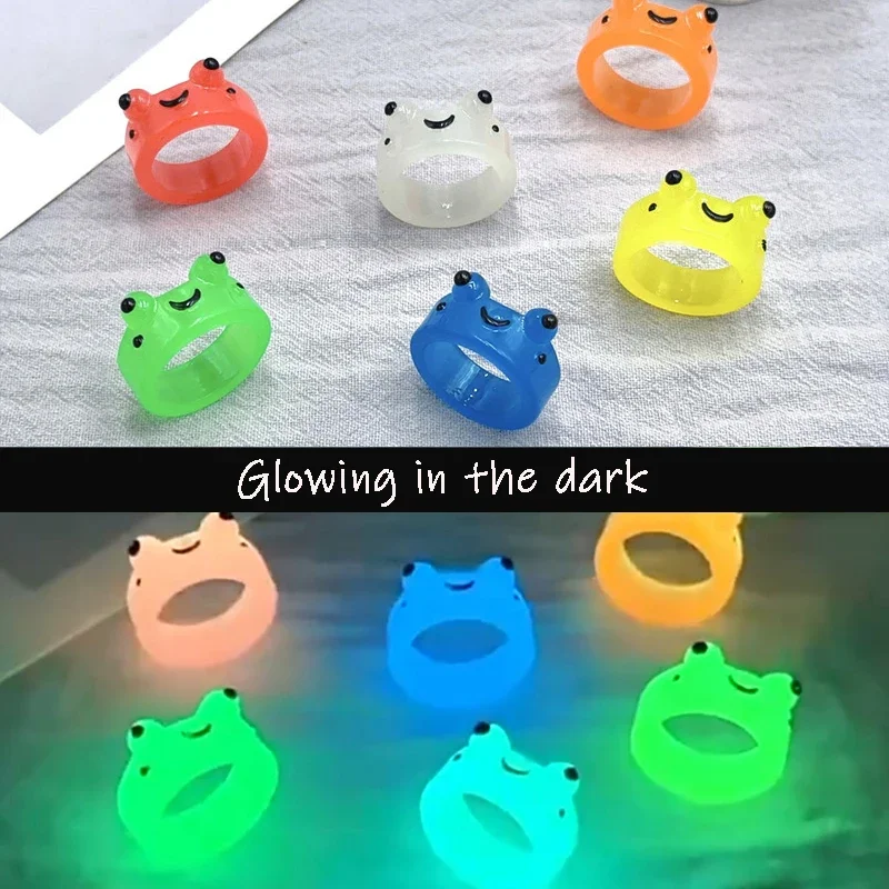 Cartoon Luminous Frogs Acrylic Ring for Women Cute Funny Fashion Animal Aesthetic Glow in The Dark Rings Summer Jewelry Gift