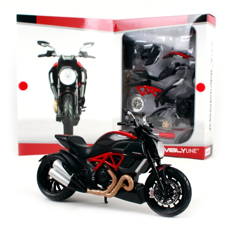 Maisto 1:12 Ducati Diavel Carbon Assembly Version Alloy Motorcycle Model Diecast Metal Motorcycle Model Collection Kids Toy Gift