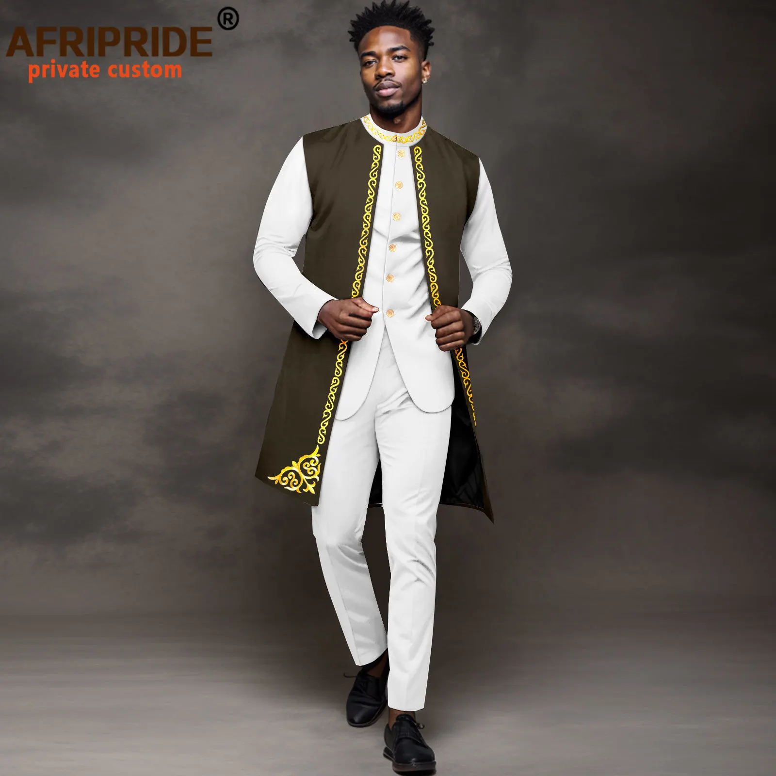 

African Clothing for Men Embroidery Jacket Single Breasted Shirts and Pants 3 Piece Set Dashiki Outfits Wedding Wear 2416022