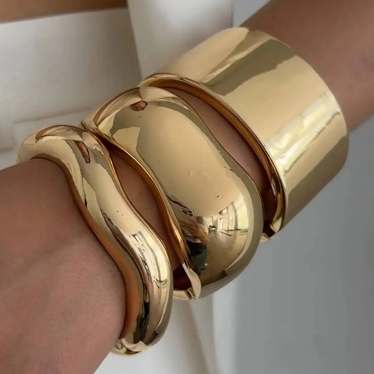 SHIXIN 3 أنماط الشرير السلس تكويم كبير واسعة سوار للنساء الهيب هوب غير النظامية الهندسة المفتوحة الربيع الإسورة مجوهرات الحفلات #2