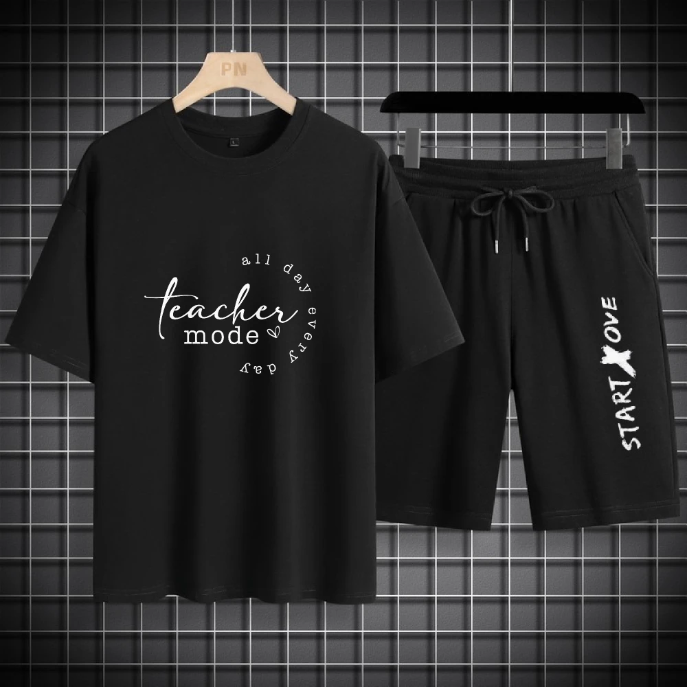 

Мужской костюм 2025 года, тонкий летний повседневный комплект, стильный крутой наряд, идеально подходящий для отпуска, модные спортивные футболки + шорты, комплекты из двух предметов