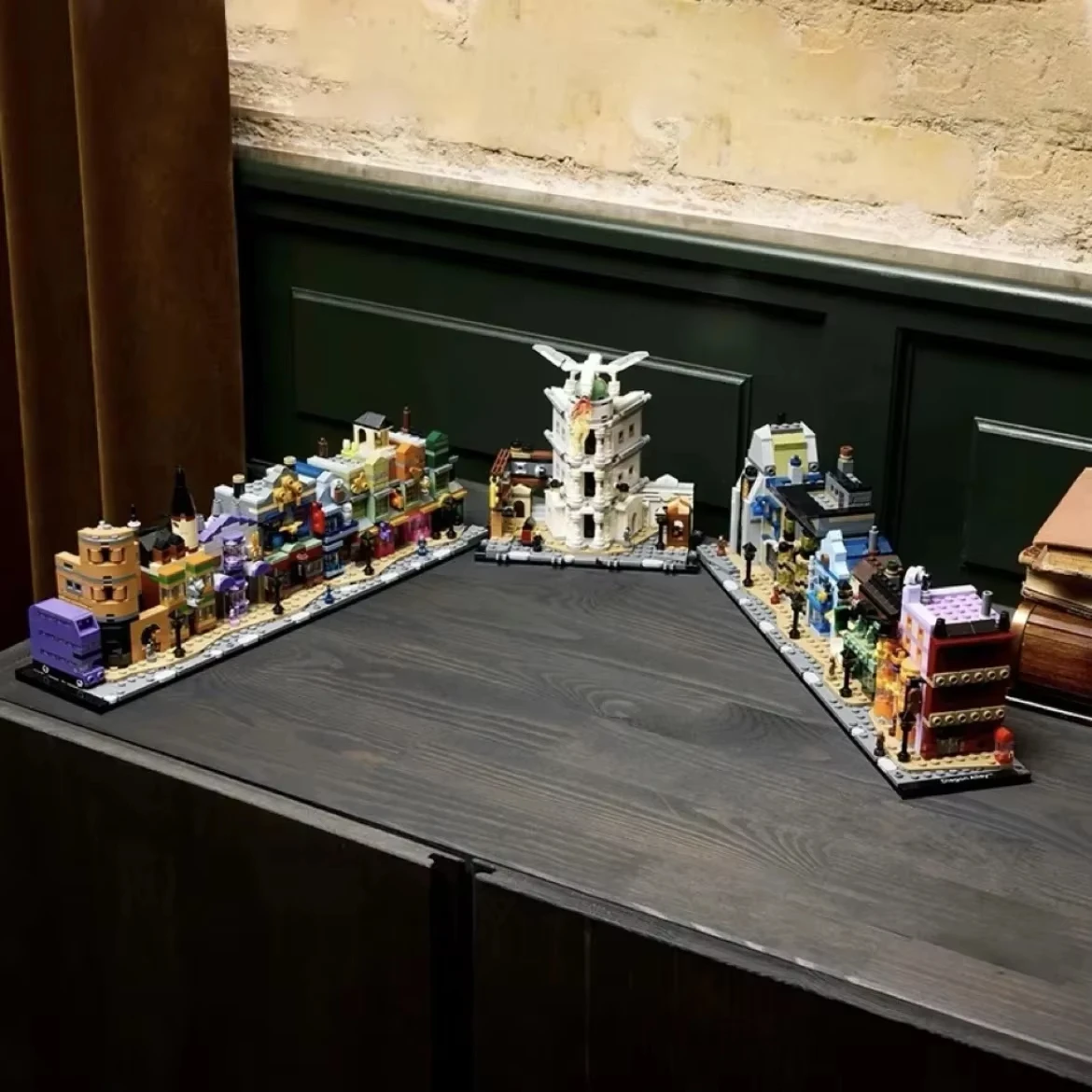 Hutong Shop-bloques de construcción Diagon Alley Street View, rompecabezas de construcción, juguete de ensamblaje, modelo de decoración, regalo de cumpleaños para niños