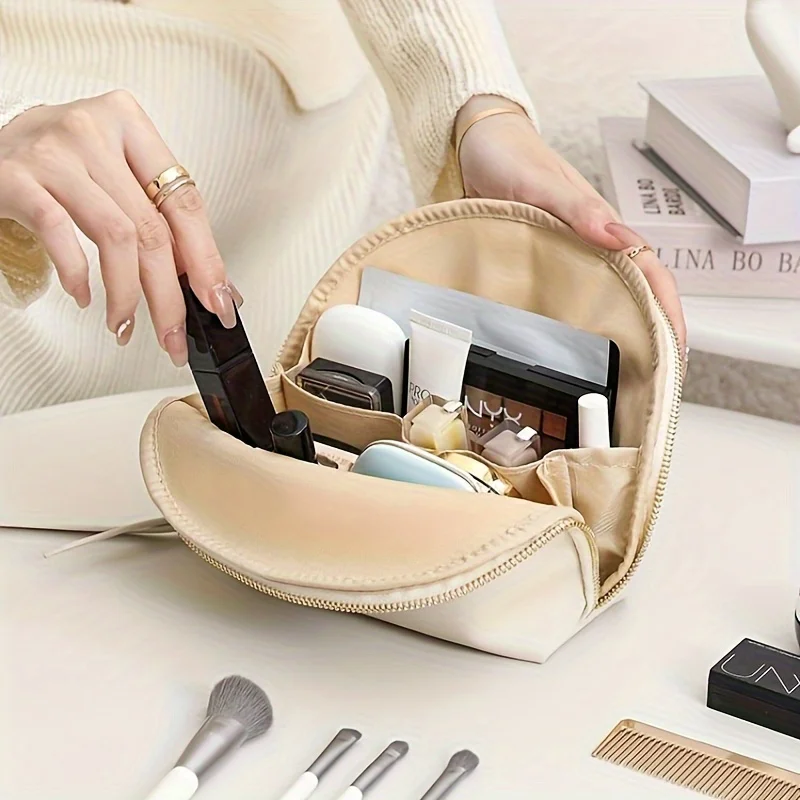 1pc cosmetic bag ins style super popular cosmetic bag women\'s portable mini travel lipstick bag small cosmetics