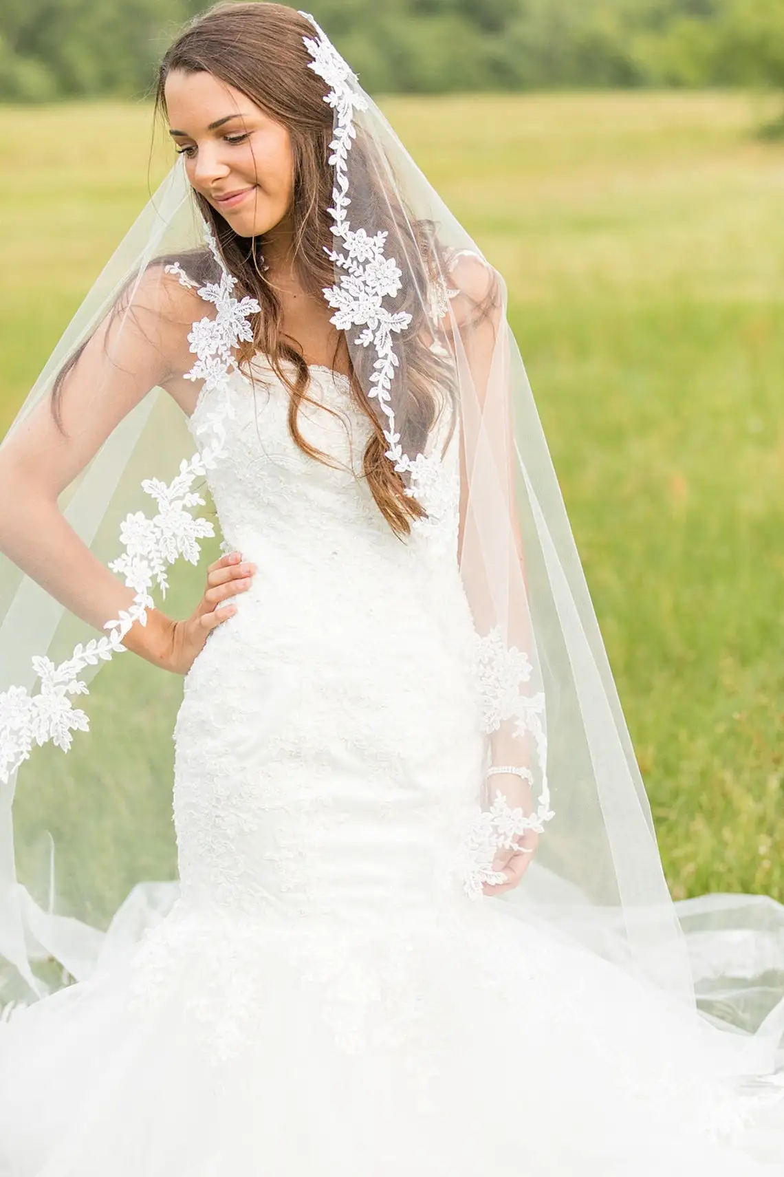 วิหาร Lace Wedding Veil 2022 One Layer Soft Tulle อุปกรณ์เสริม Veil สำหรับดอกไม้ตกแต่งผมเจ้าสาวผู้หญิง