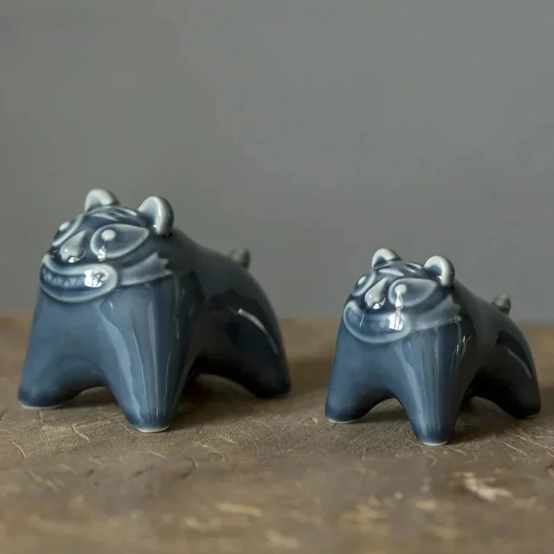 Blue Glaze Cute Tiger Tea Ornaments Tiger Decoration Ceramic Misty Blue Tea Set Accessories Decoration Tea Pet