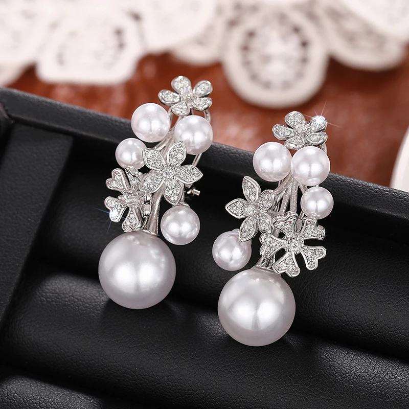 Huitan Luxury Aesthetic Pendant Earrings Female Wedding Party Jewelry with Simulated Pearl Flower Accessories for Engagement