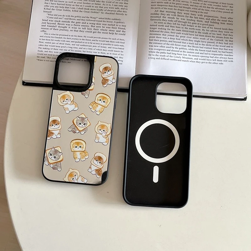 Cute Honeybee Cat MagSafe Mirror Surface Case Phone Case Cover for IPhone 11 12 13 14 15 Pro Max Case for IPhone 15 Pro Max