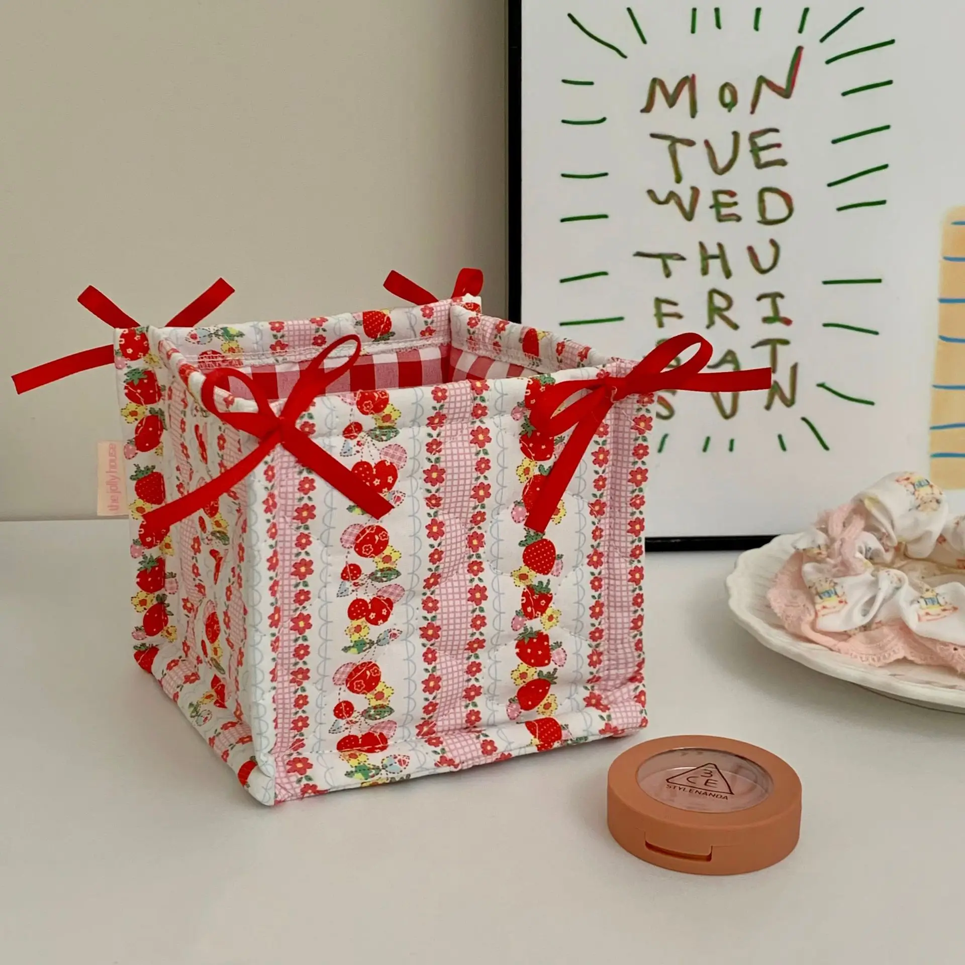 Panier de rangement matelassé, panier de rangement de bon articles de bureau, boîte de rangement pou