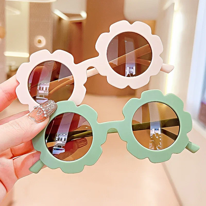 Children Cute Cartoon Sunflower Heart Sunglasses Kids Round Glasses Baby Fashion Colors Sunglasses Boys Girls Eyewear UV400