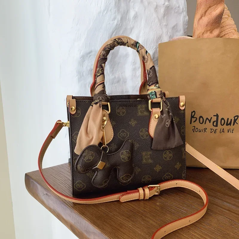 

2025 New Women's High-Value Retro Commuter Bag - Temperament Versatile, Fashion Shoulder/Crossbody