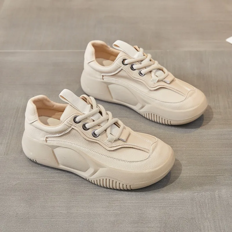 รองเท้ากีฬาพื้นเดี่ยวของผู้หญิงรองเท้าคุณพ่อระบายอากาศได้ดีรองเท้าหลากหลายใหม่เบาพื้นรองเท้าหนาเหมาะกับฤดูใบไม้ร่วง