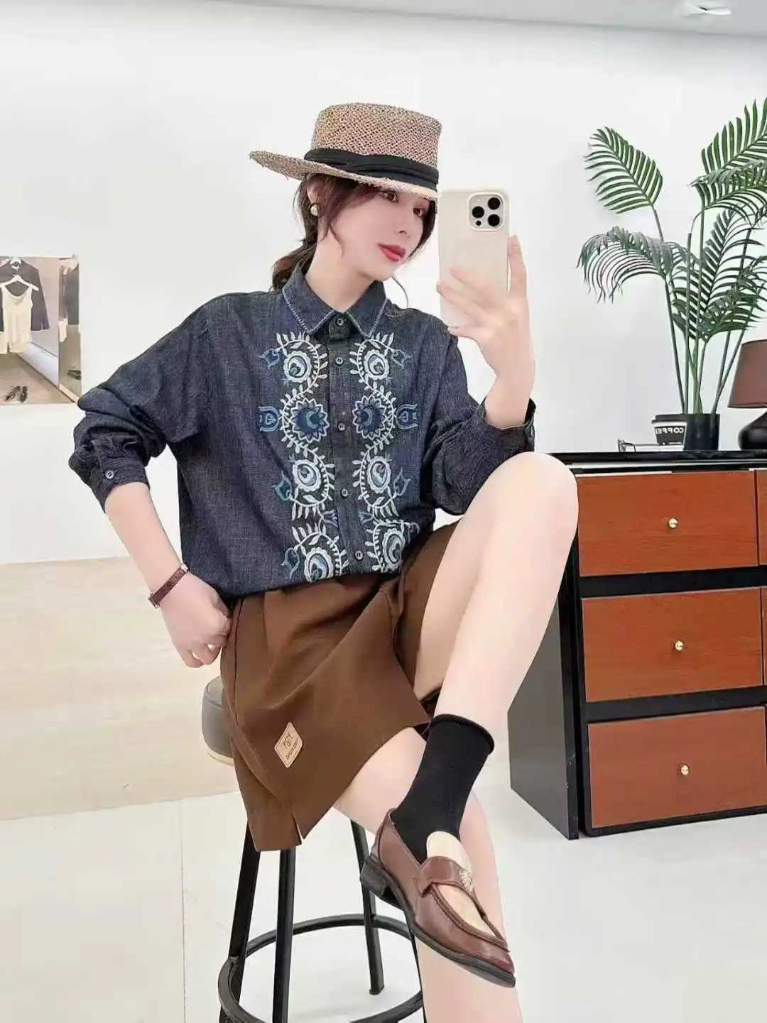 جديد 2025 قميص دينيم شتوي بأكمام طويلة ، تطريز بياقة مقلوبة للنساء ، بلوزة فضفاضة غير رسمية بمزاج فتاة موري T5D224CC #6