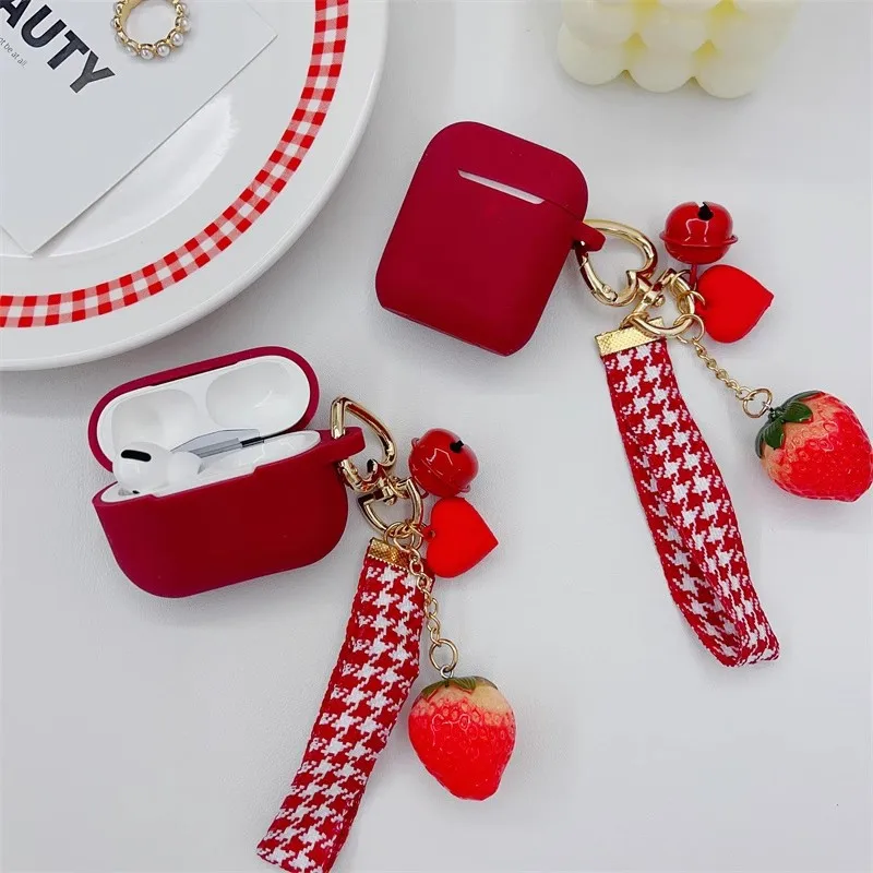 Cute Strawberry Keychain For apple AirPods 1/2/3 Case Cute Wine Red Silicone Earphone Case For AirPods 4 Pro 2 Headset Box Cover