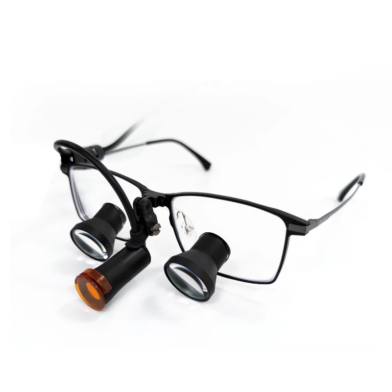 Titanium Frame TTL3.5X Dental Surgical Loupes Customized PD Range 52-72mm With Round Beam LED Headlight
